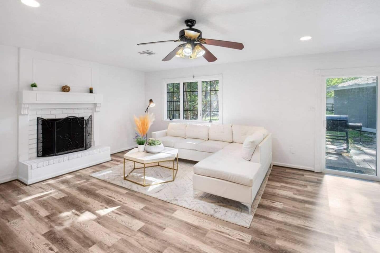Sunmeadow Manor Retreat Villa Friendswood Eksteriør bilde